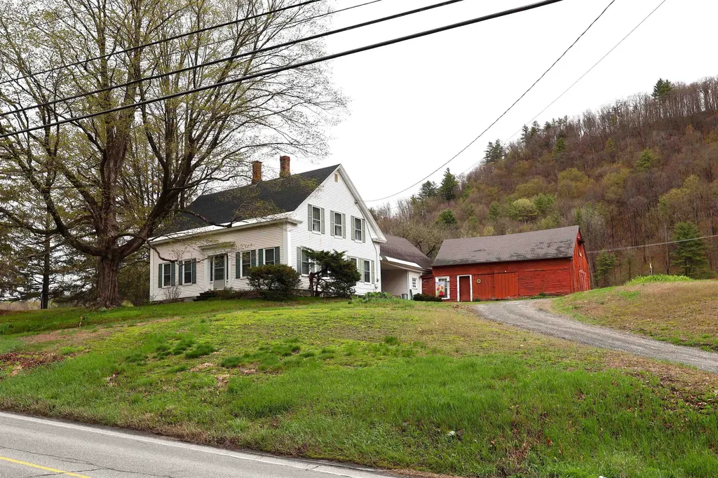 1015 Route 14 Hartford VT 05047