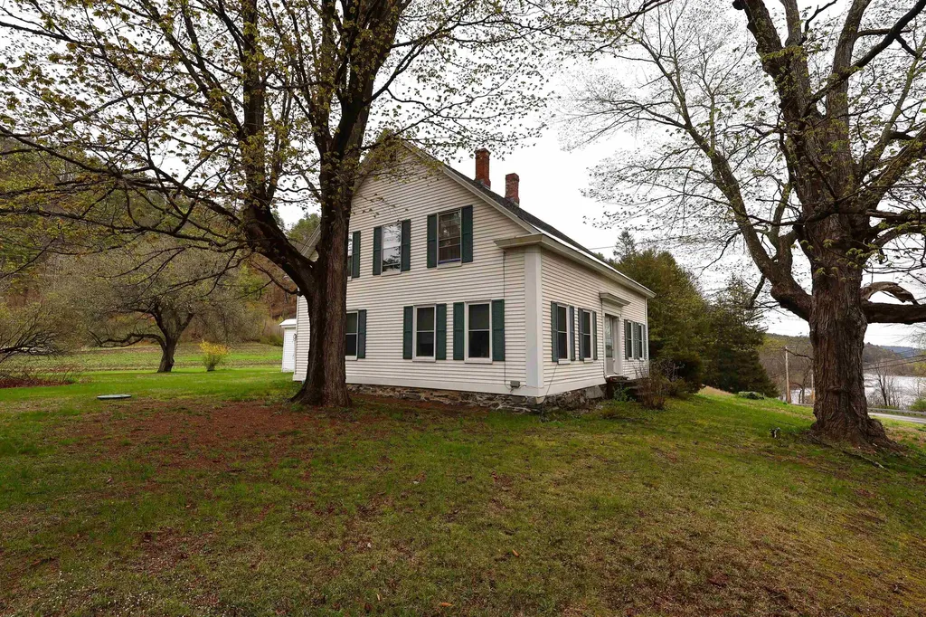 1015 Route 14 Hartford VT 05047