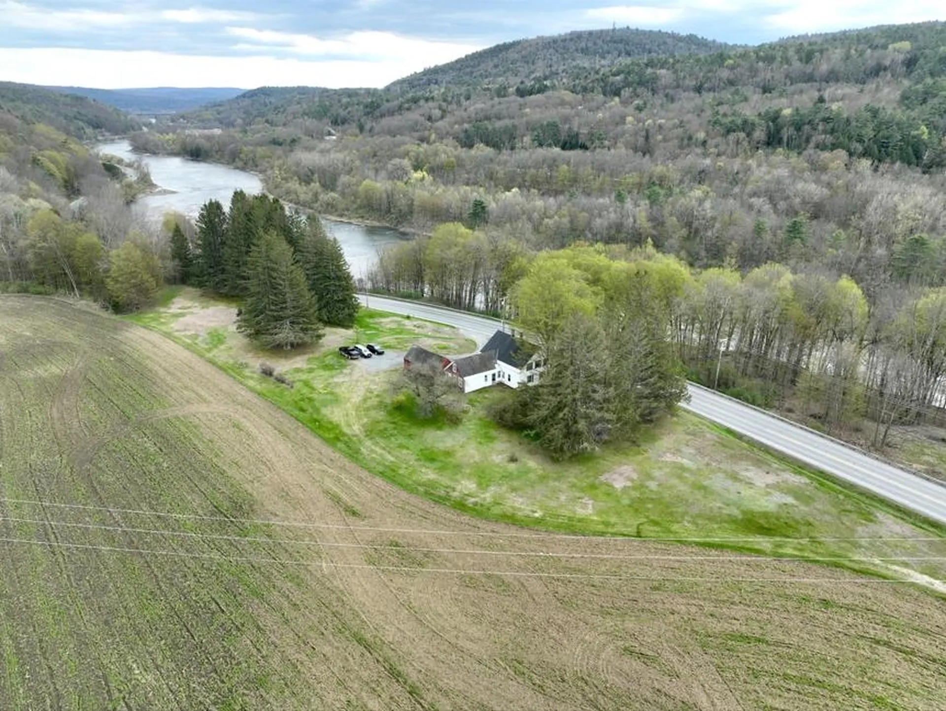 1015 Route 14 Hartford VT 05047