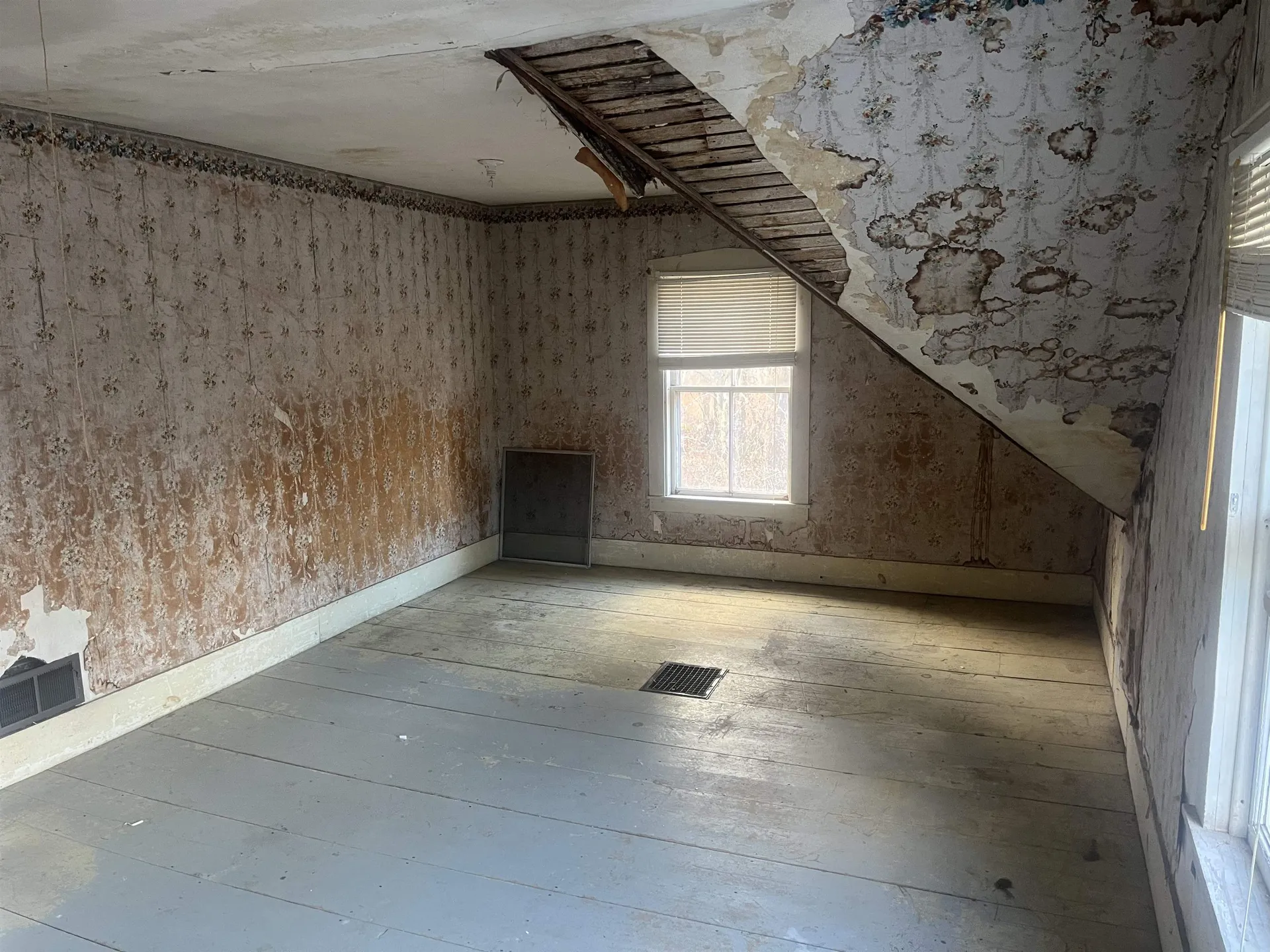 34 East Lake Road Fitzwilliam NH 03447