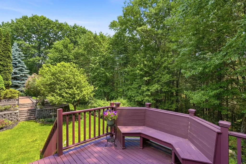 43 Bassett Lane Newfields NH 03856