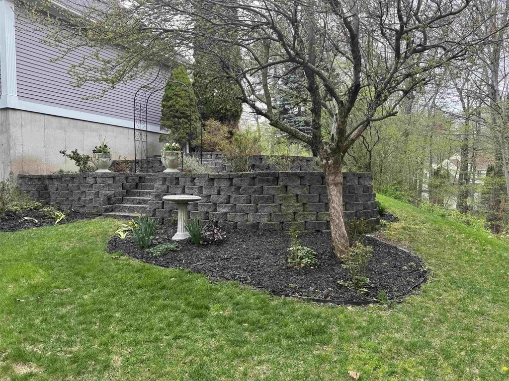 43 Bassett Lane Newfields NH 03856