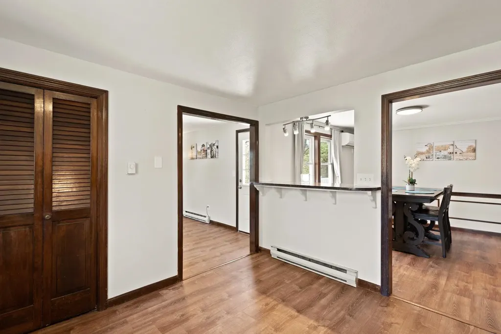 17 Oxbow Lane Derry NH 03038