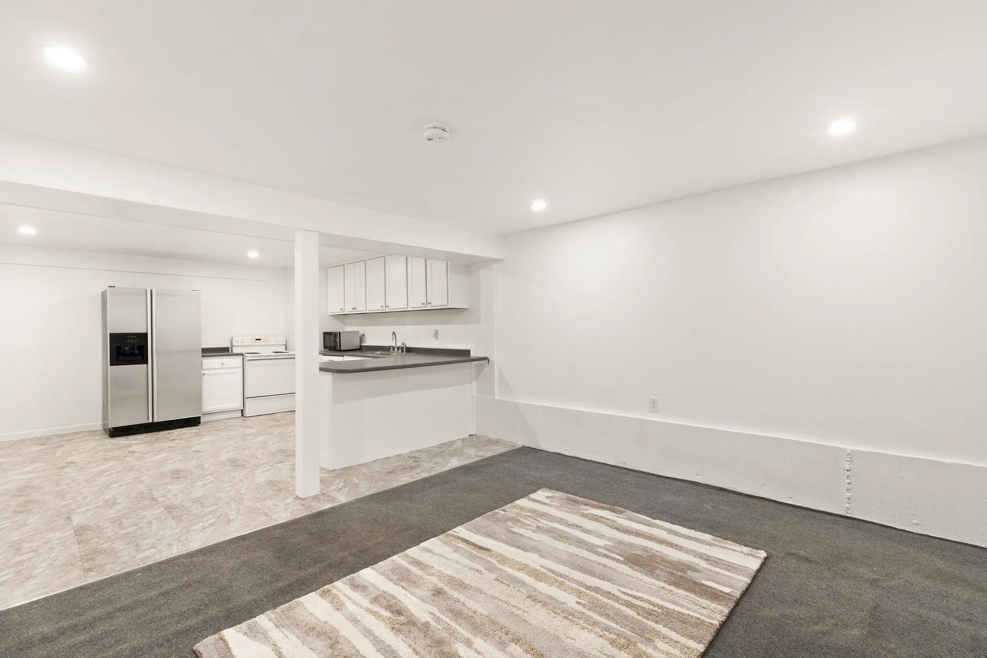 17 Oxbow Lane Derry NH 03038