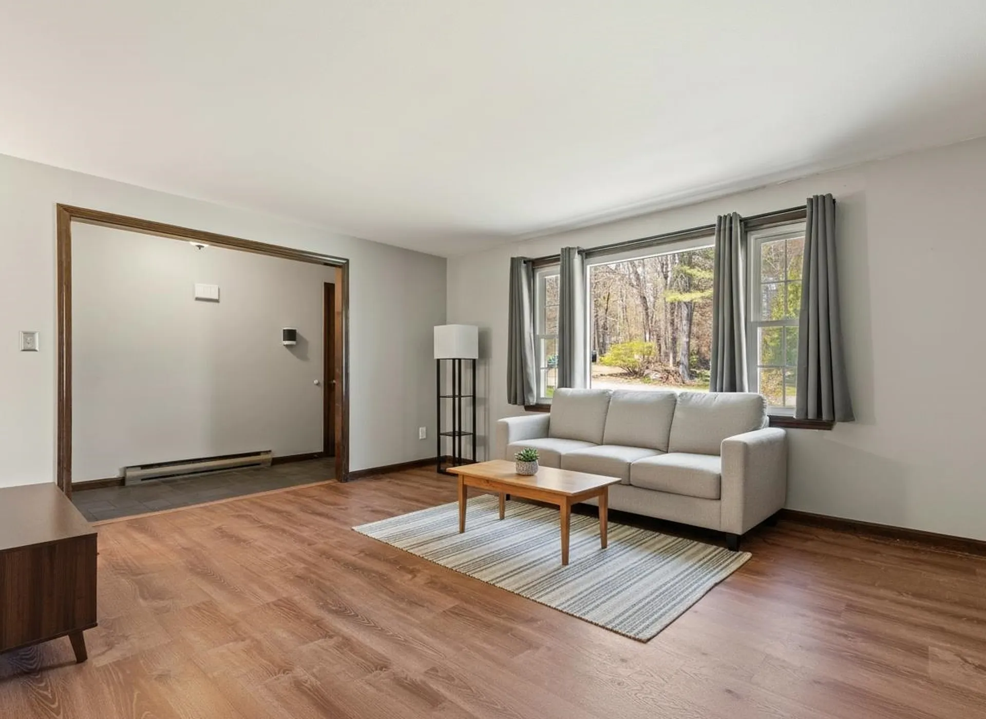 17 Oxbow Lane Derry NH 03038