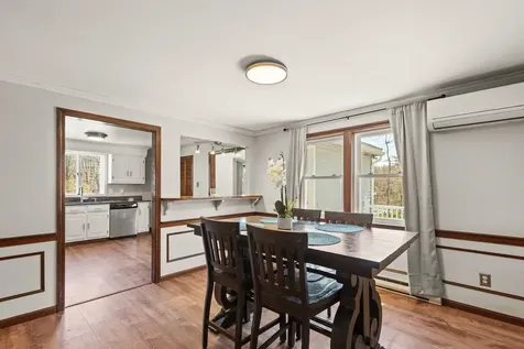 17 Oxbow Lane Derry NH 03038