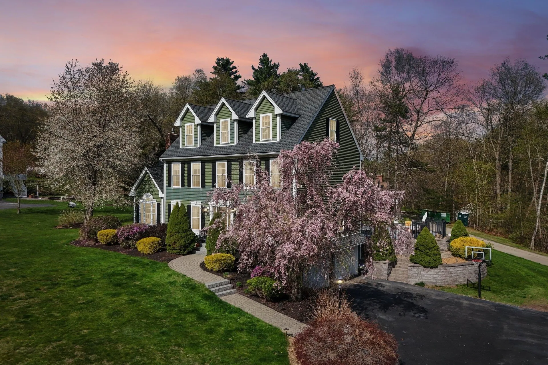 11 Longmeadow Road Windham NH 03087
