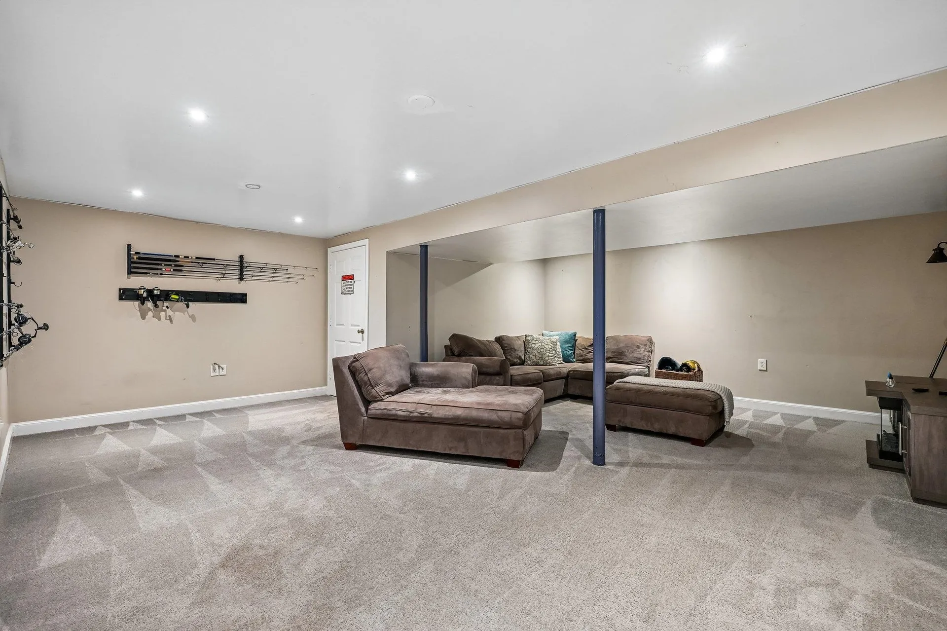 11 Longmeadow Road Windham NH 03087