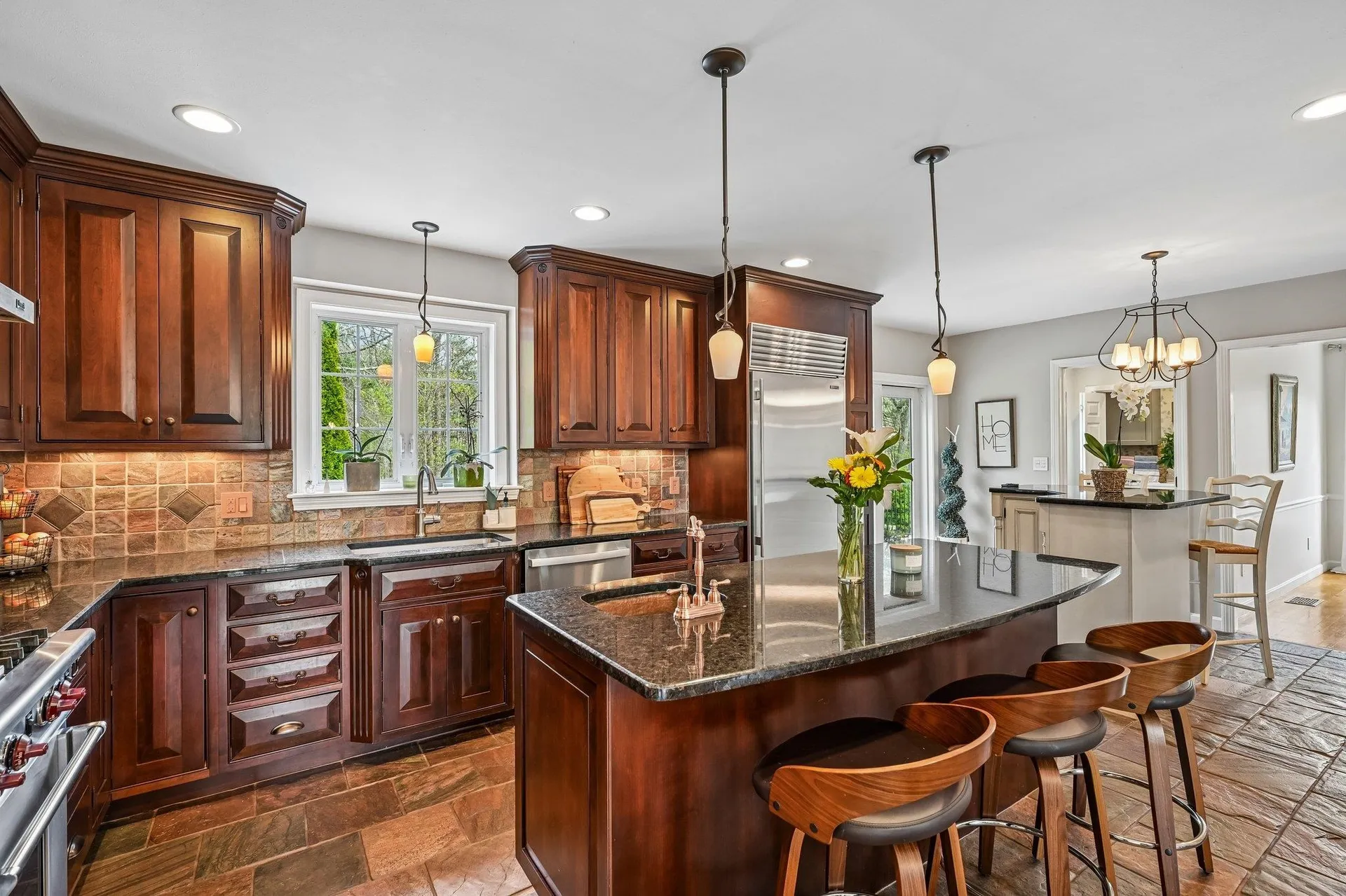 11 Longmeadow Road Windham NH 03087