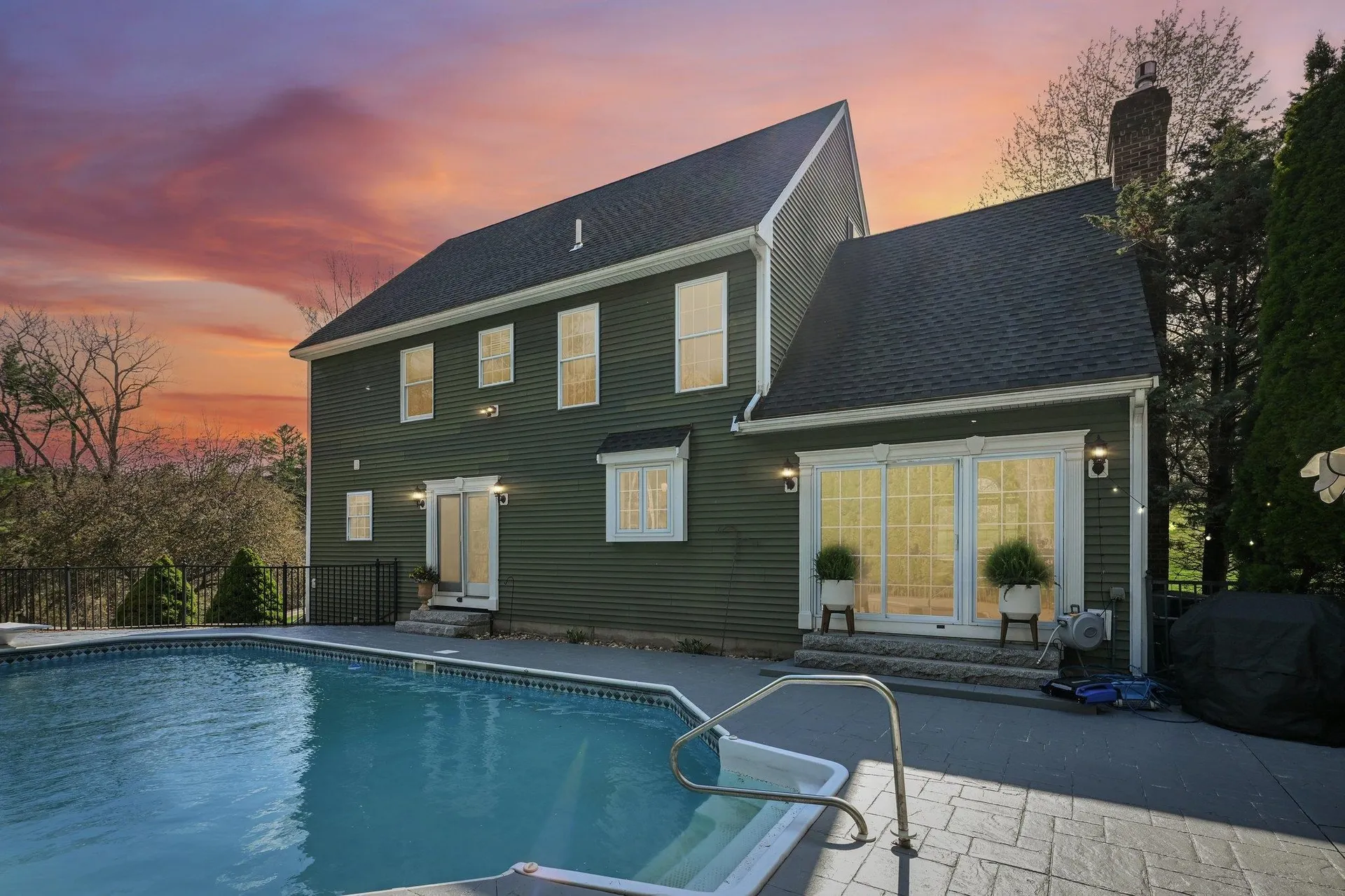 11 Longmeadow Road Windham NH 03087