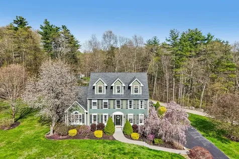 11 Longmeadow Road Windham NH 03087