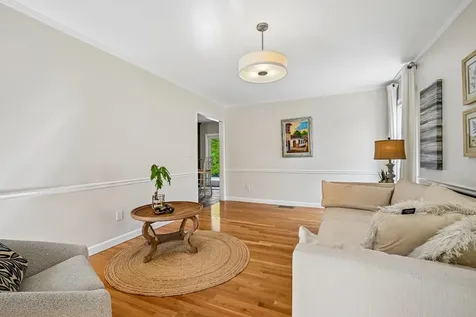 11 Longmeadow Road Windham NH 03087