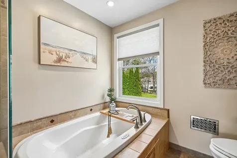 11 Longmeadow Road Windham NH 03087