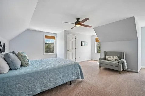 11 Longmeadow Road Windham NH 03087