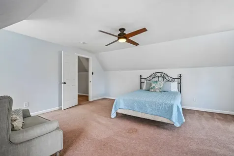 11 Longmeadow Road Windham NH 03087