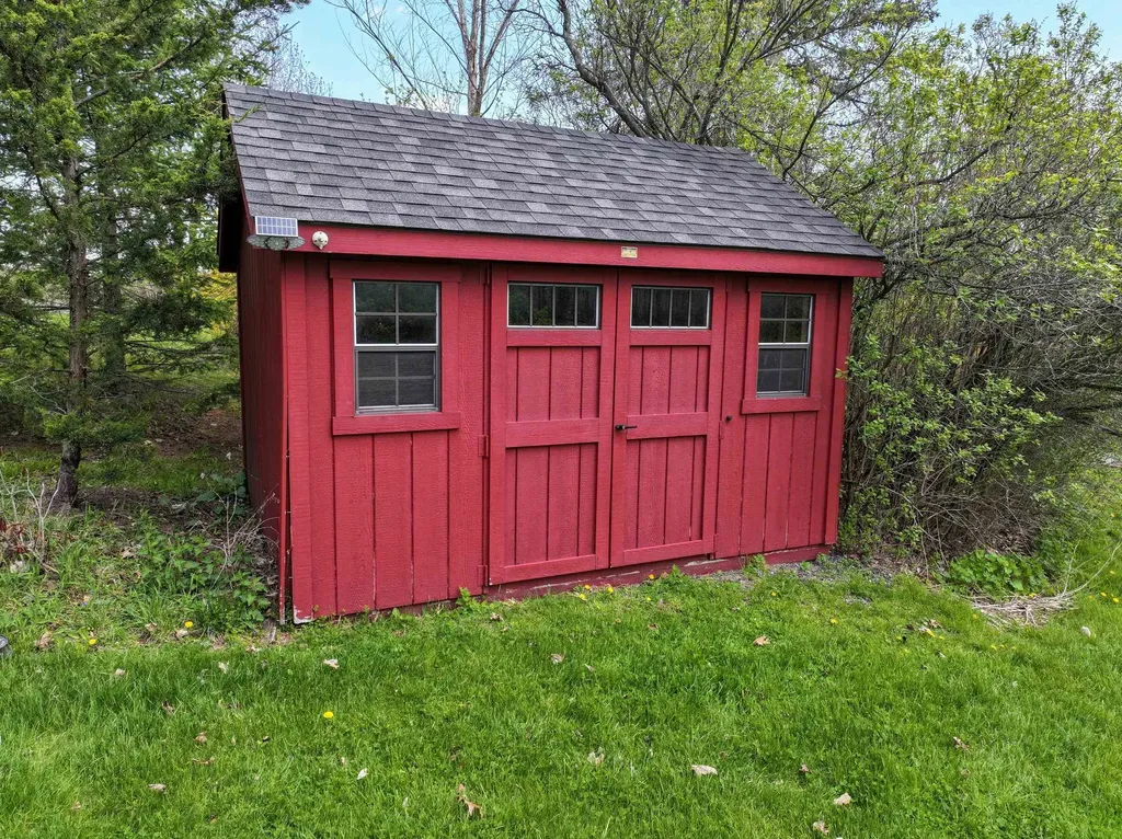 1571 Vt Route 30 Cornwall VT 05753