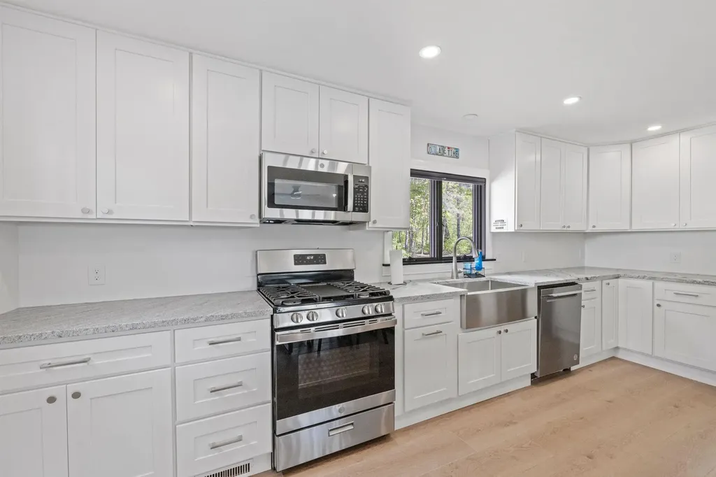89 Joe Del Drive Wakefield NH 03830