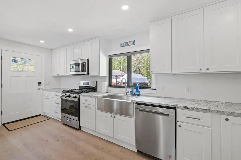89 Joe Del Drive Wakefield NH 03830