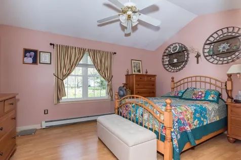 38 Melissa Circle Jaffrey NH 03452