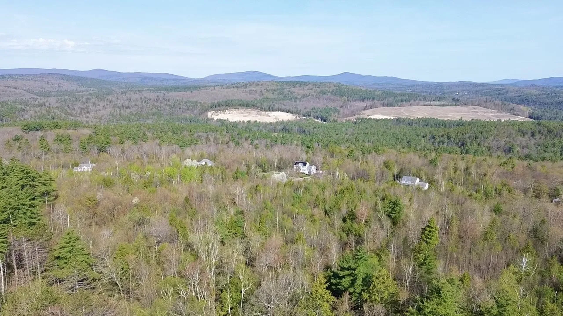 2 Ledgewood Road Wilton NH 03086