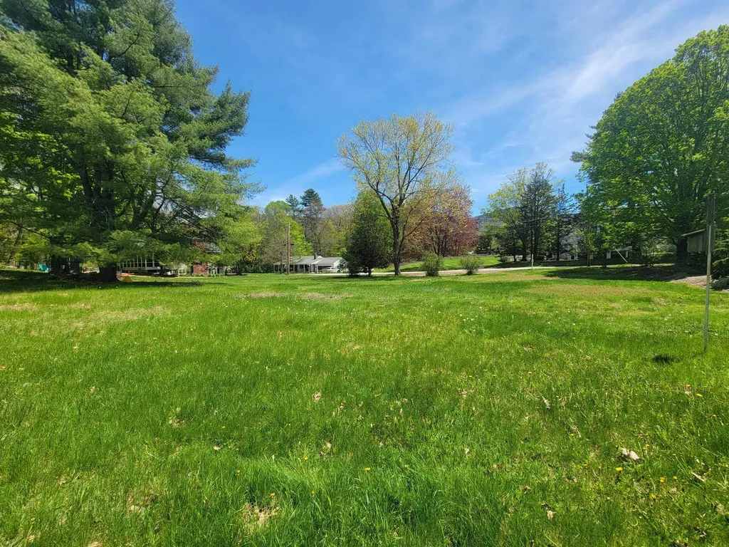 8 Bacon Drive Gilford NH 03249