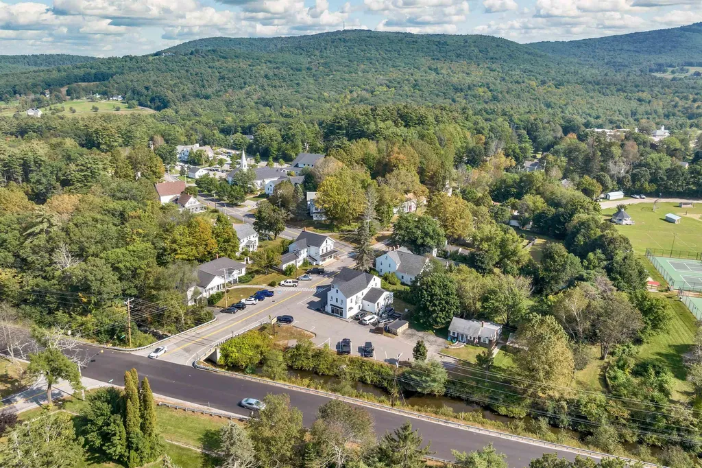 8 Bacon Drive Gilford NH 03249