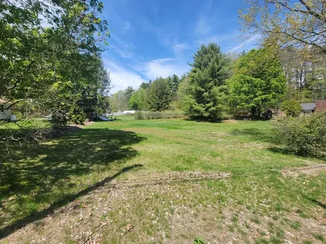 8 Bacon Drive Gilford NH 03249