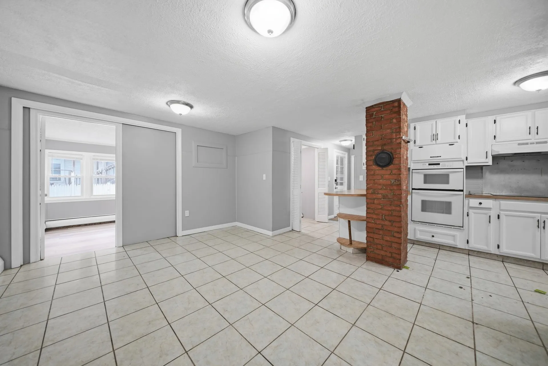 266 Douglas Street Manchester NH 03102