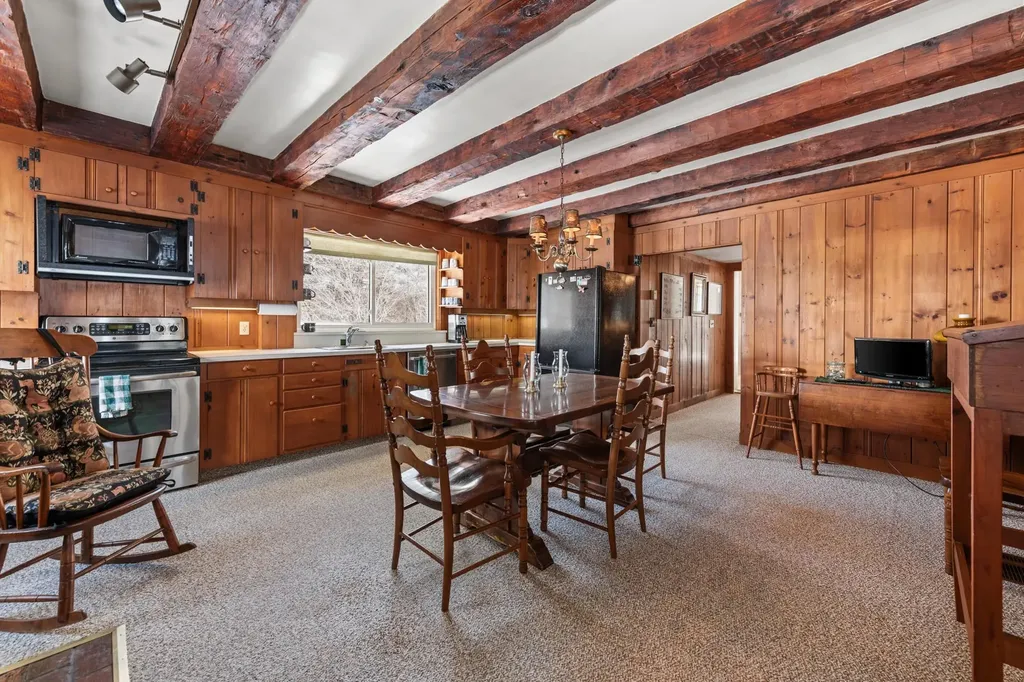 483 Holderness Road Sandwich NH 03227