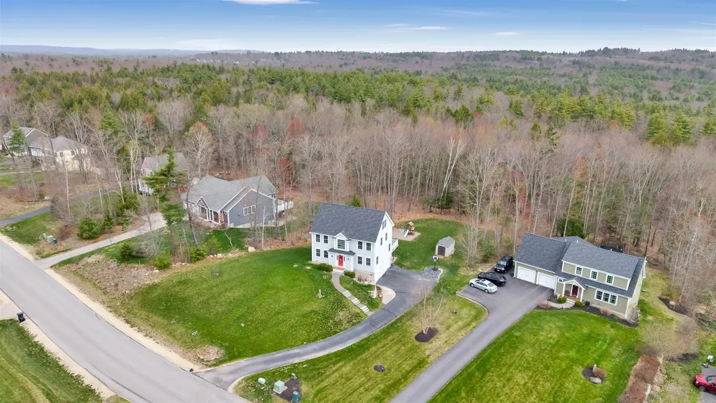 58 Village Place Drive Barrington NH 03825