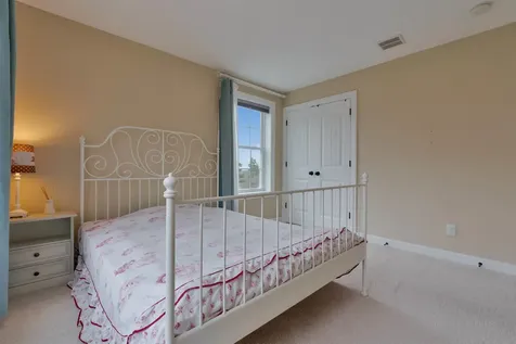 58 Village Place Drive Barrington NH 03825