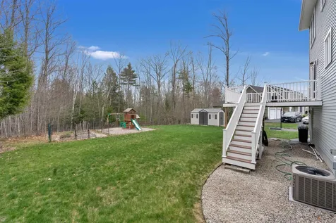 58 Village Place Drive Barrington NH 03825