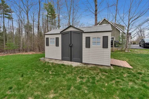 58 Village Place Drive Barrington NH 03825