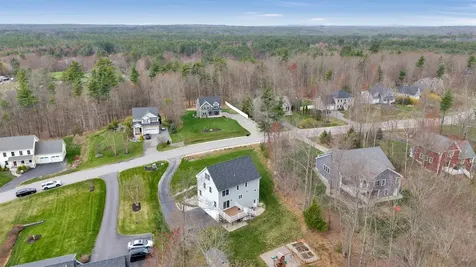 58 Village Place Drive Barrington NH 03825