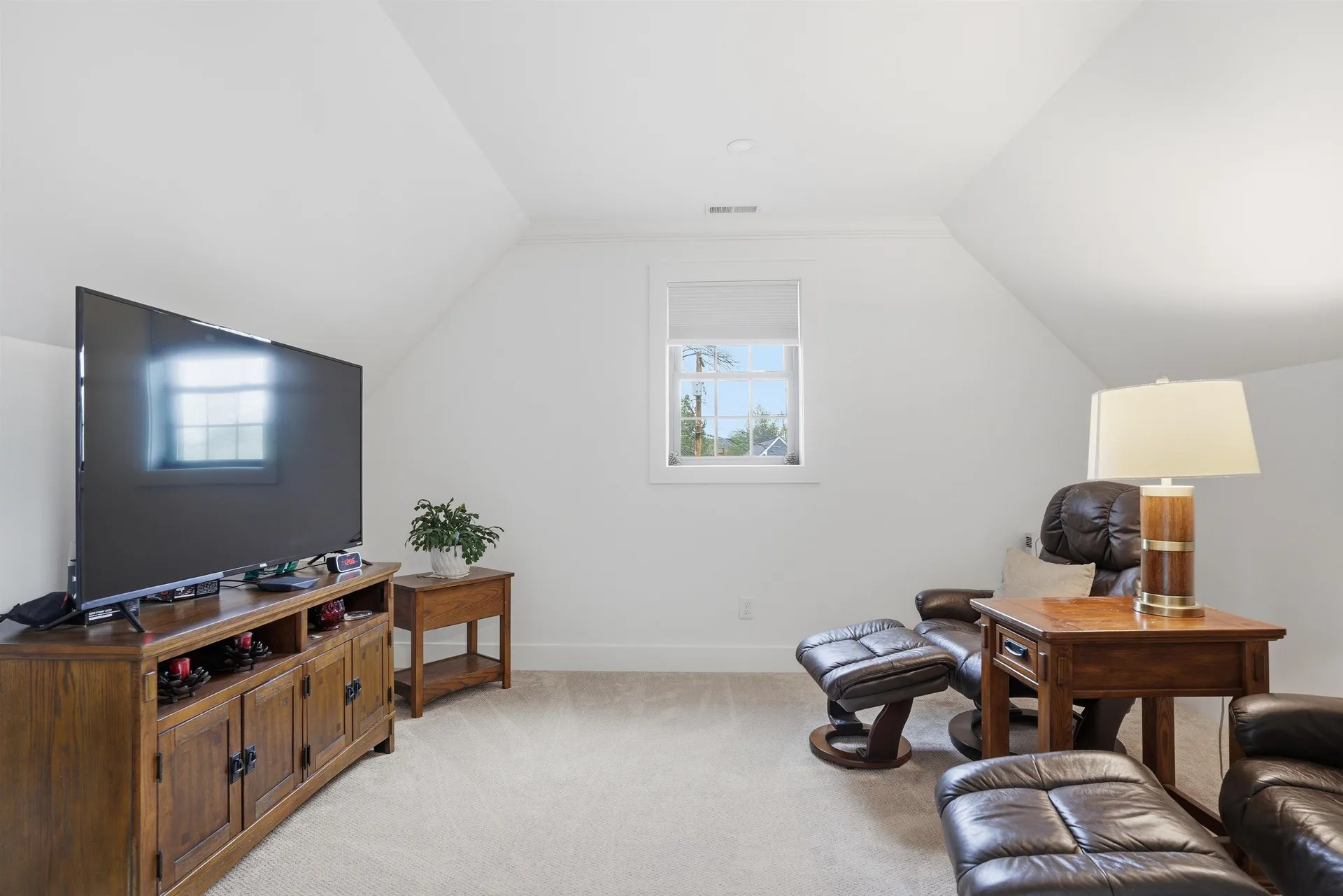 8 Gale Street Concord NH 03301