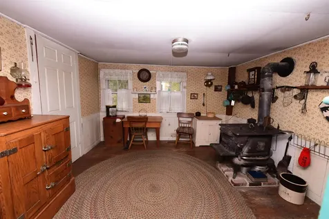 211 High Street Albany NH 03818