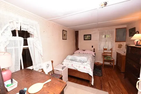 211 High Street Albany NH 03818