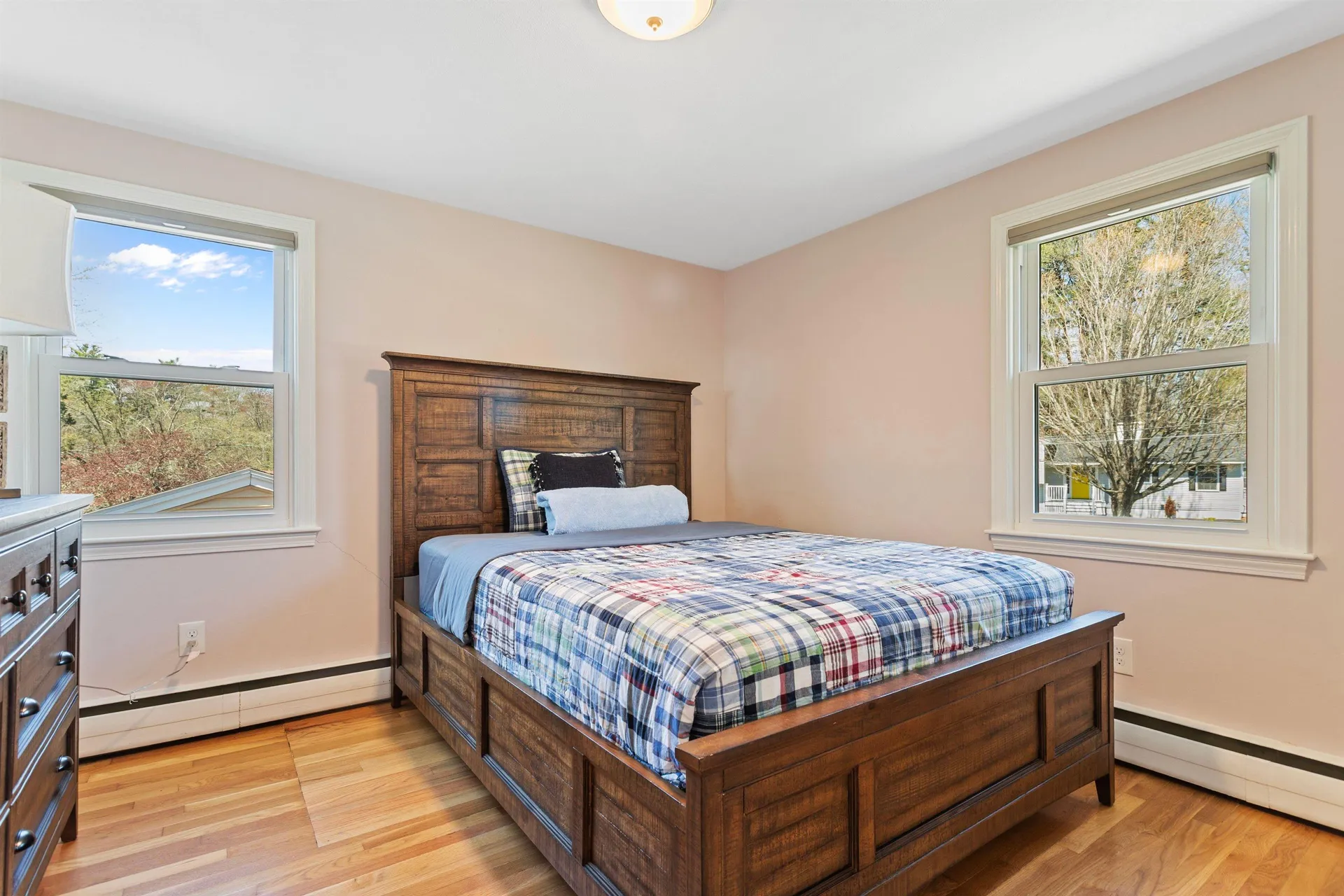 9 Carolan Avenue Hampton NH 03842-1546