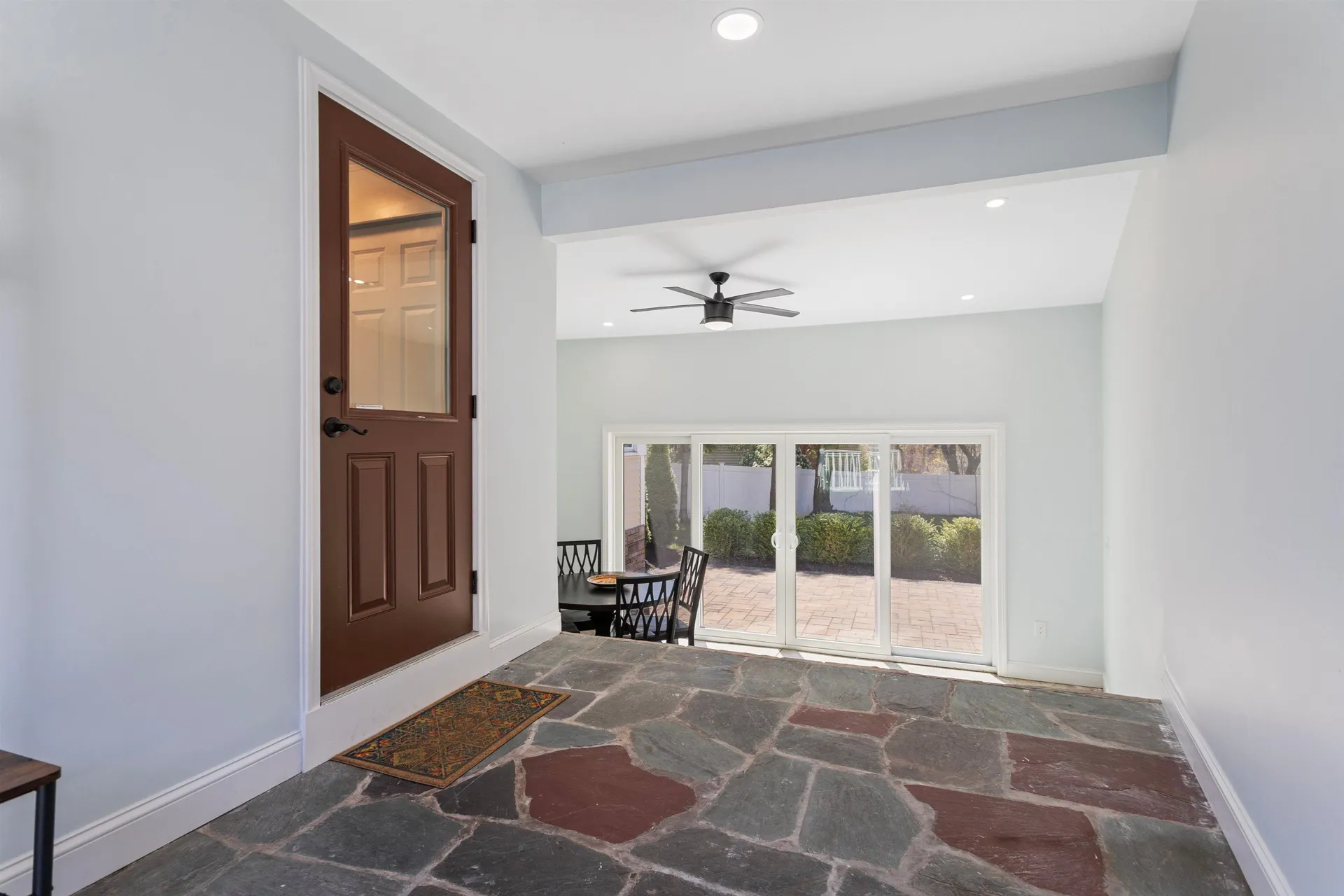 9 Carolan Avenue Hampton NH 03842-1546
