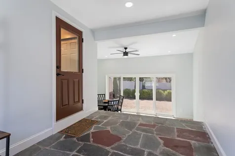 9 Carolan Avenue Hampton NH 03842-1546