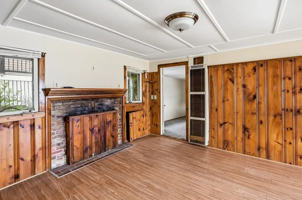 48 Kingsbury Drive Milton NH 03851