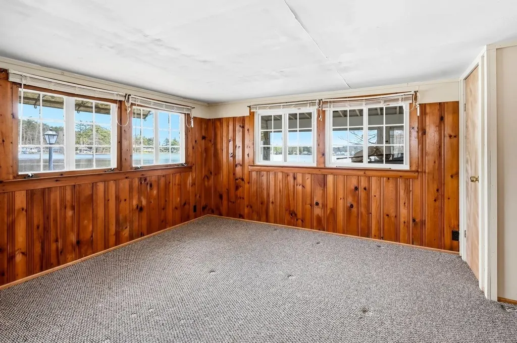 48 Kingsbury Drive Milton NH 03851