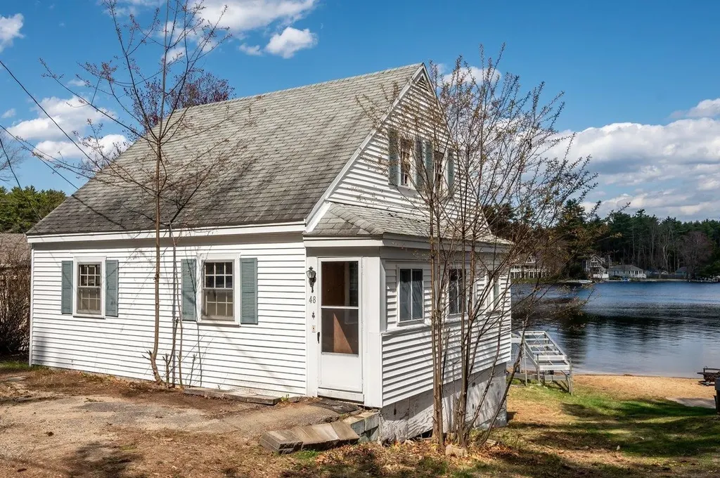48 Kingsbury Drive Milton NH 03851