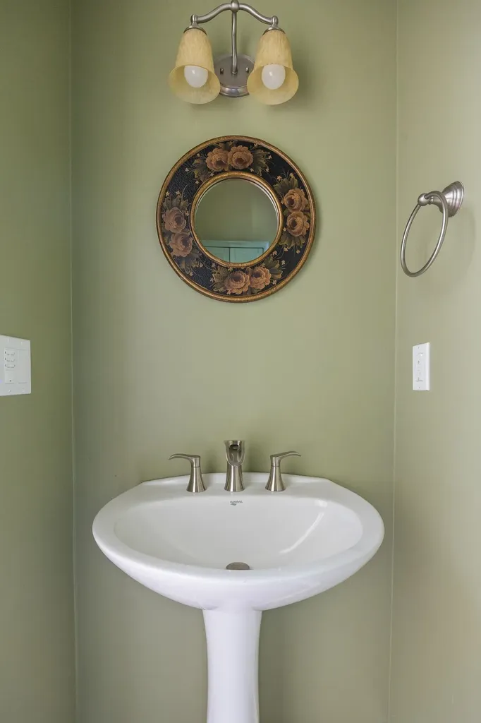 205 Royal Drive South Burlington VT 05403