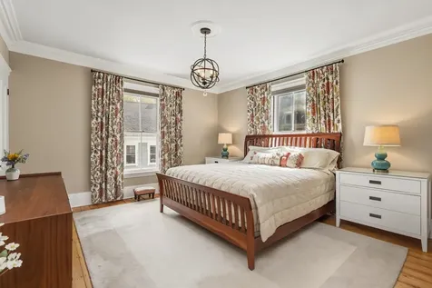 303 Pleasant Street Portsmouth NH 03801