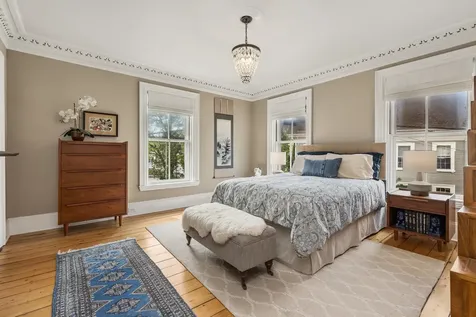 303 Pleasant Street Portsmouth NH 03801