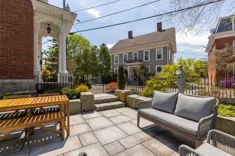 303 Pleasant Street Portsmouth NH 03801