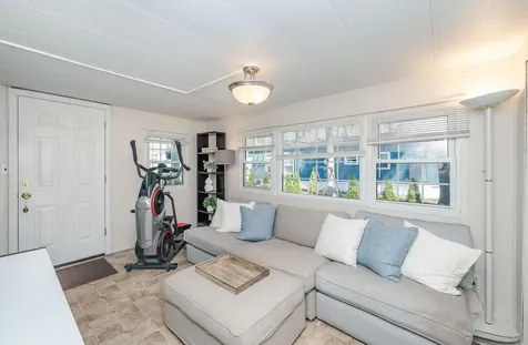 615 Canterbury Drive Exeter NH 03833