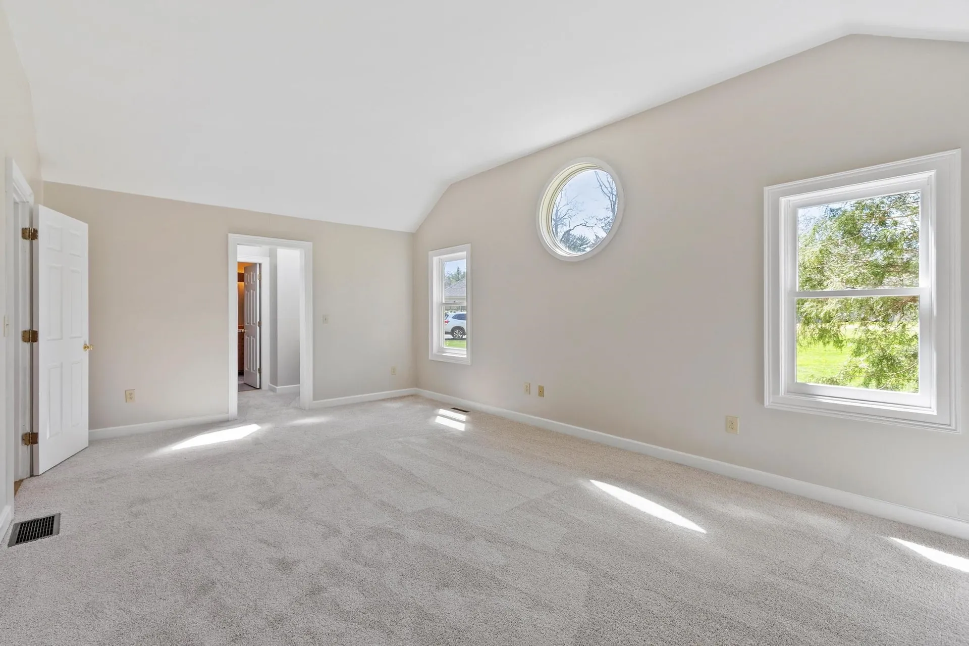 21 Peninsula Drive Stratham NH 03885