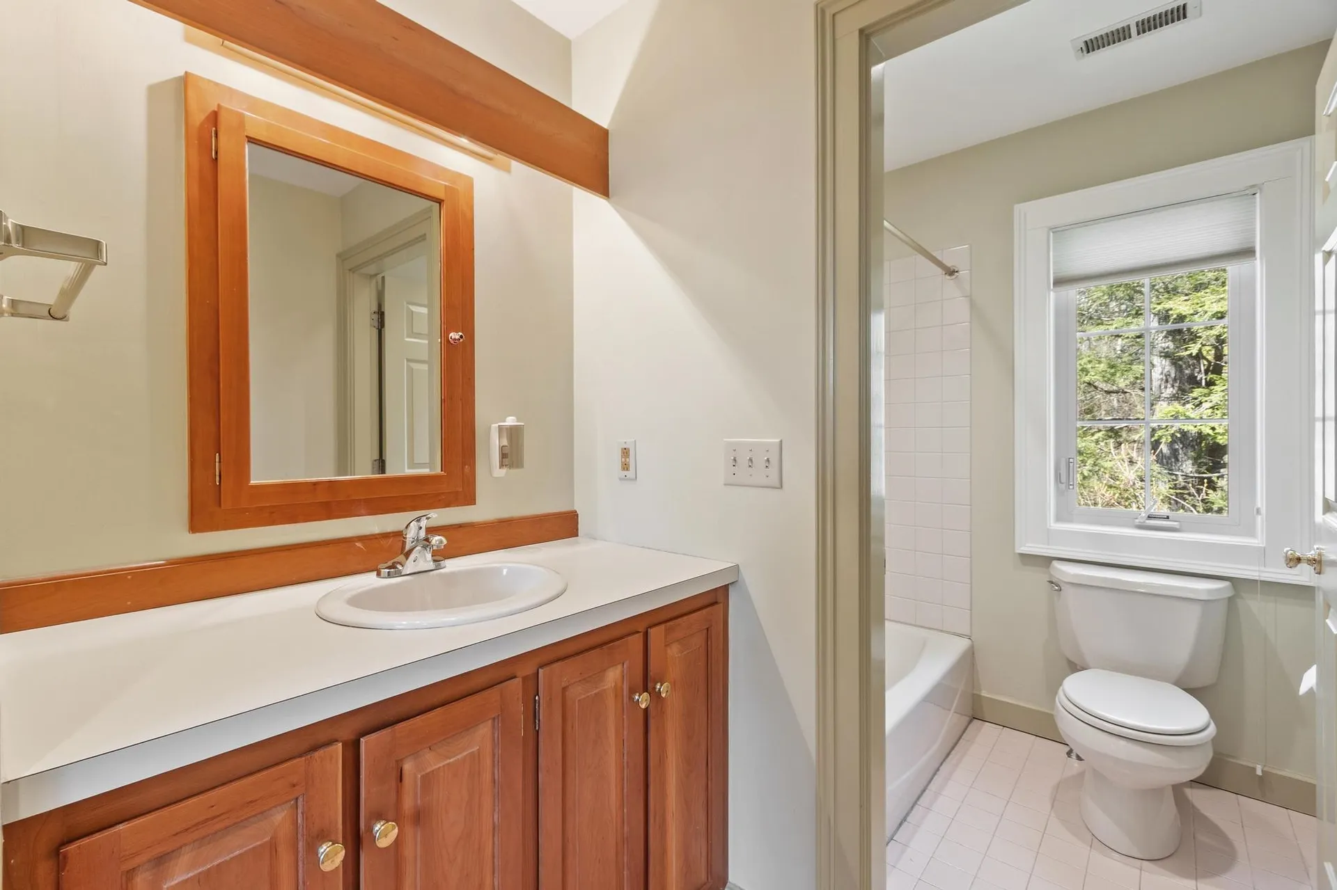 21 Peninsula Drive Stratham NH 03885